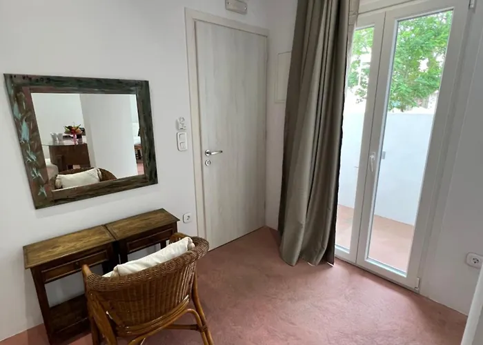 Naxos Art 1 Apartmán *